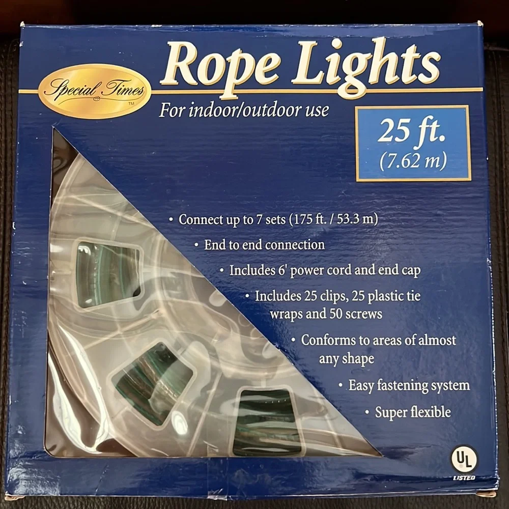 NWOT Christmas 25 FT Long Green Rope Lights For Indoor/Outdoor Use